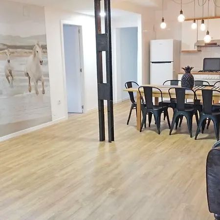 Apartment Diseno, Calidad, Tranquilidad, Y Muy Centrico