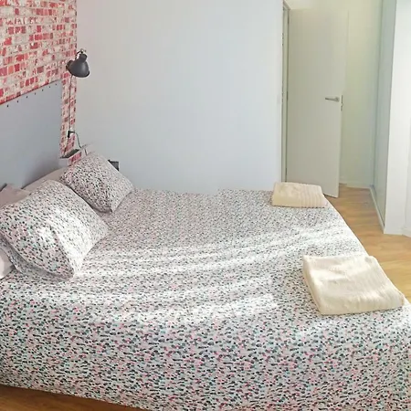 Apartment Diseno, Calidad, Tranquilidad, Y Muy Centrico *